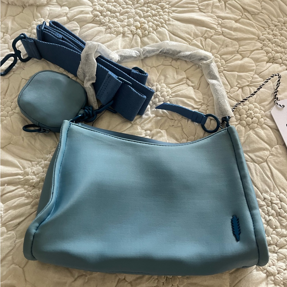 Thacker crossbody/handbag….NWT